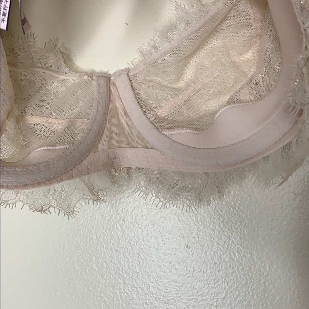 Victoria’s Secret | Dream Angels Underwire Push Up Bra | Pink Lace Lined Support - Picture 7 of 8